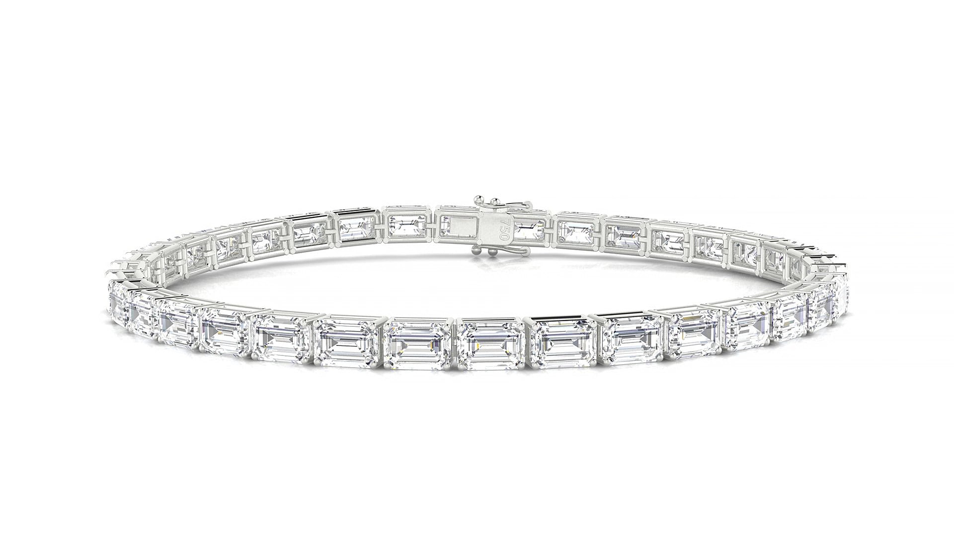 Muzo | 18k White Gold 4.6 x 3.2 mm Emerald Lab-Grown Diamond 17 cm Tennis Bracelet